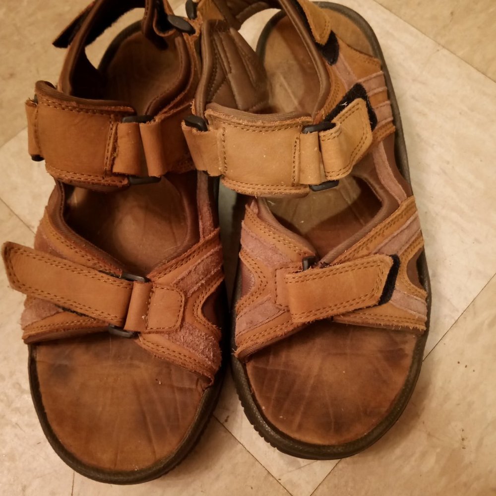 Jackson  Sandals Size 10